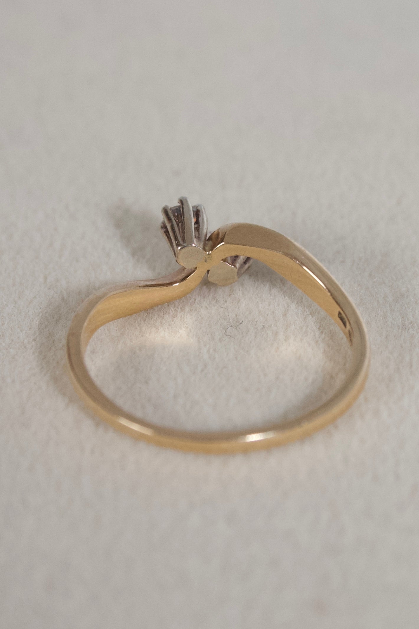 Vintage Toi et Moi Ring in 14k Gold with Diamonds