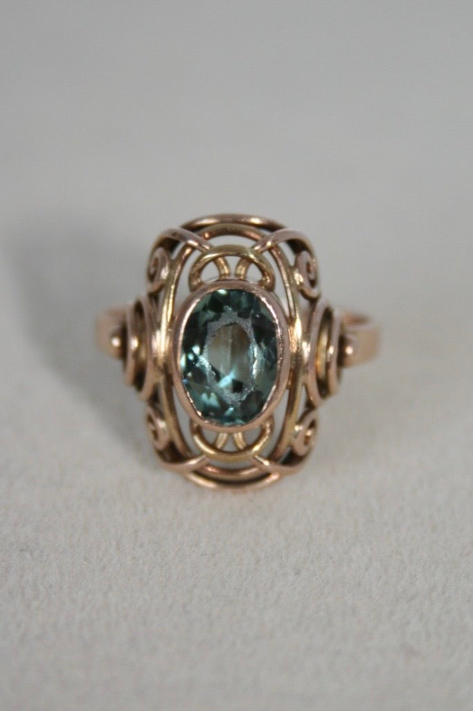 Antiker Manganglas-Ring aus 8-karätigem Gold