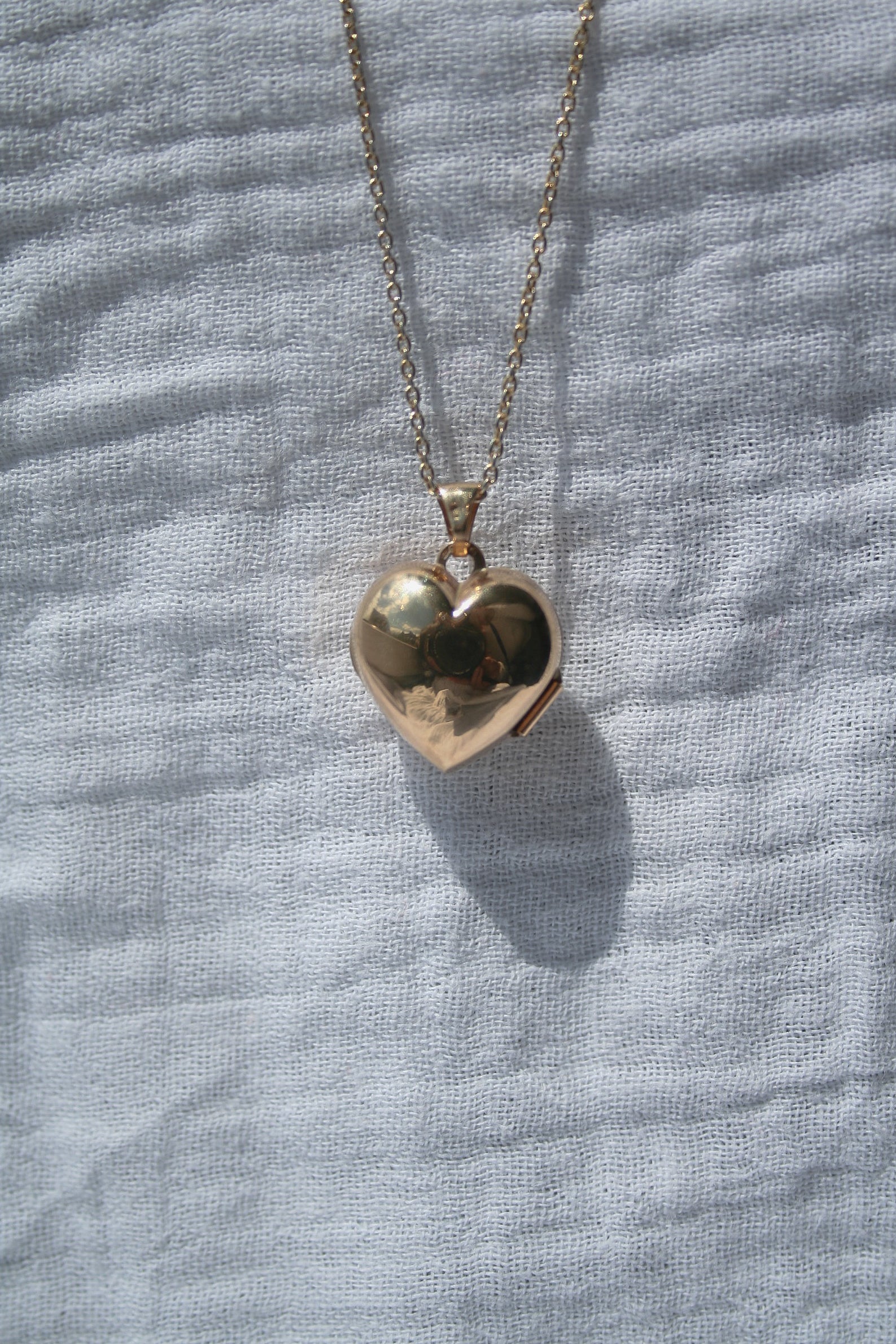 LOCKED HEART Pendant