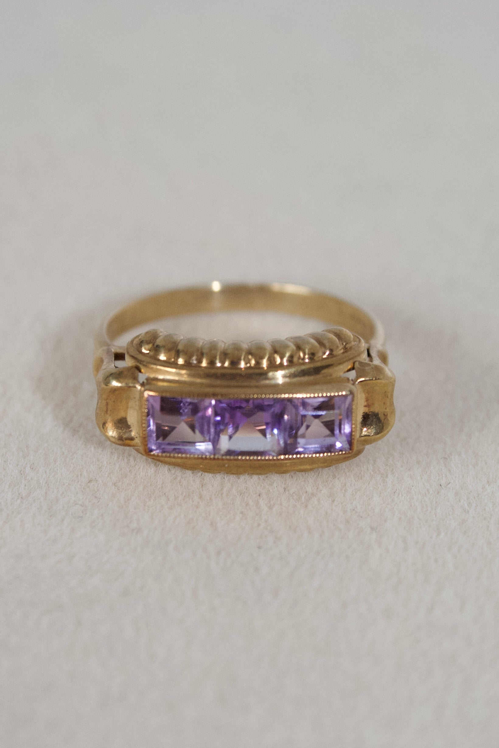 Art-Deco inspired 8K Gold Amethyst Trilogy Ring
