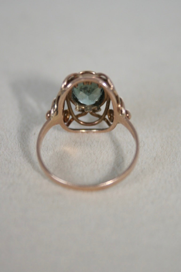 Antiker Manganglas-Ring aus 8-karätigem Gold