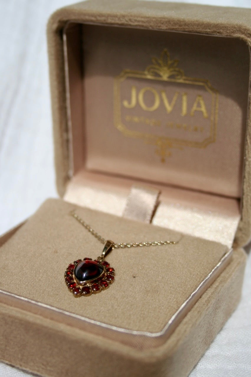 RED VELVET Charm
