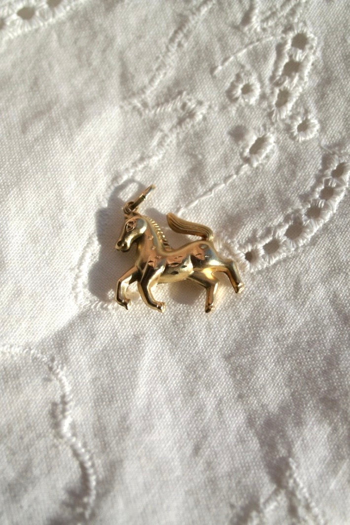 Amuleto de caballo
