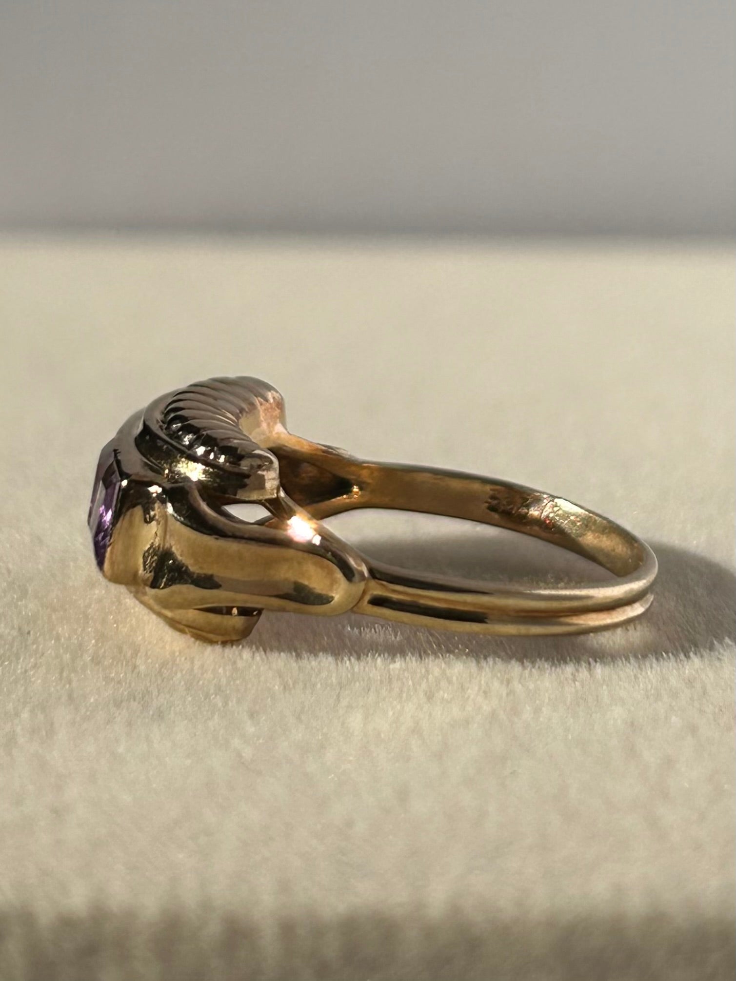 Art-Deco inspired 8K Gold Amethyst Trilogy Ring