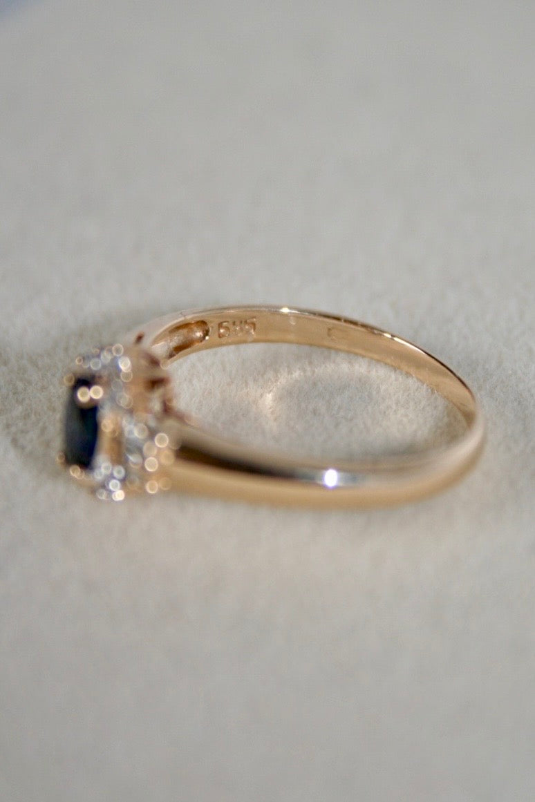 Vintage Sapphire & Diamond Ring in 14k Gold