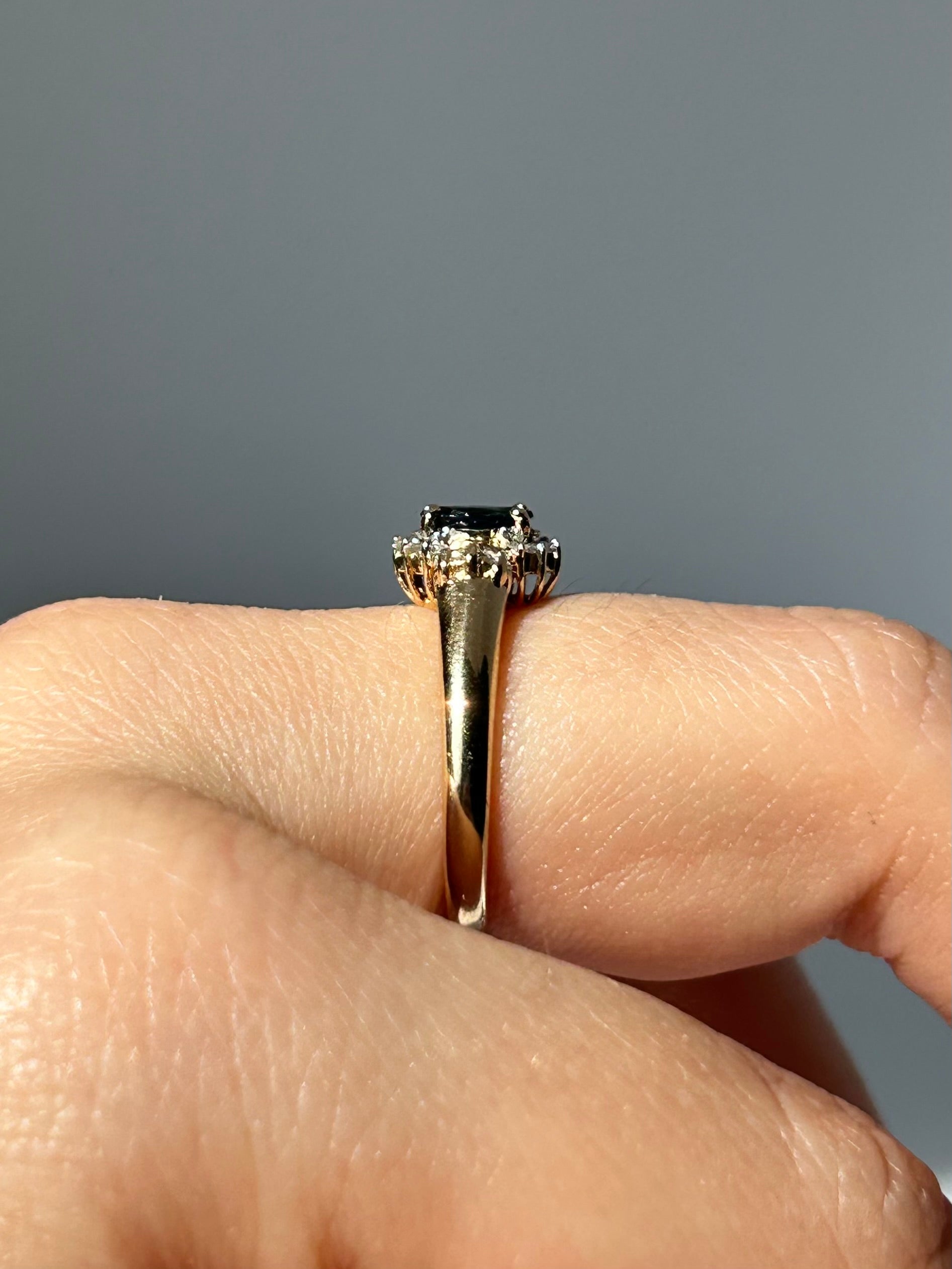 Vintage Sapphire & Diamond Ring in 14k Gold