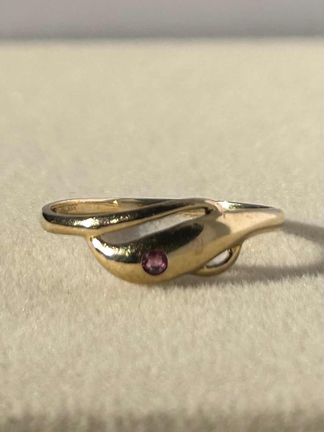 Refined 8K Gold Simulated Pink Spinel Ring