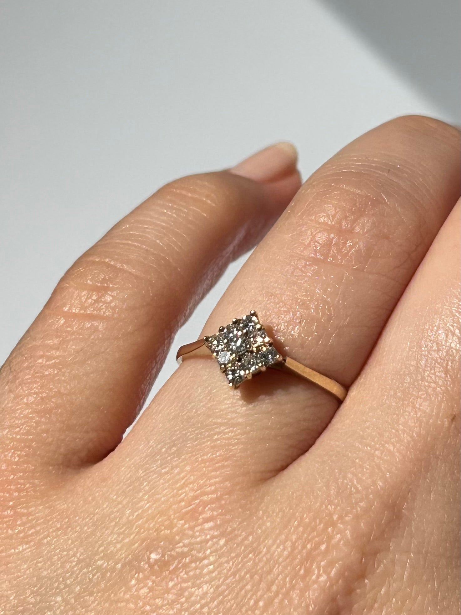 Vintage Diamond Flower Ring in 14k Gold