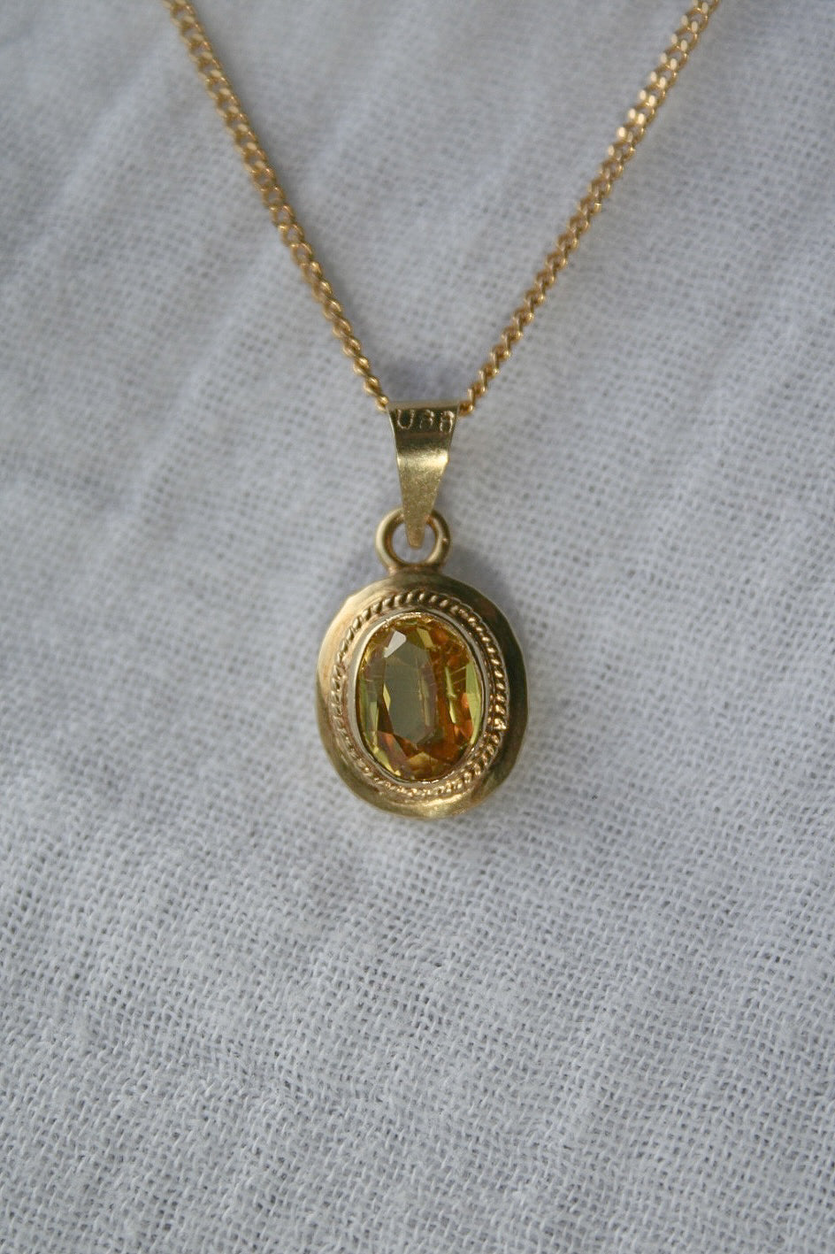No 0004 - Citrine