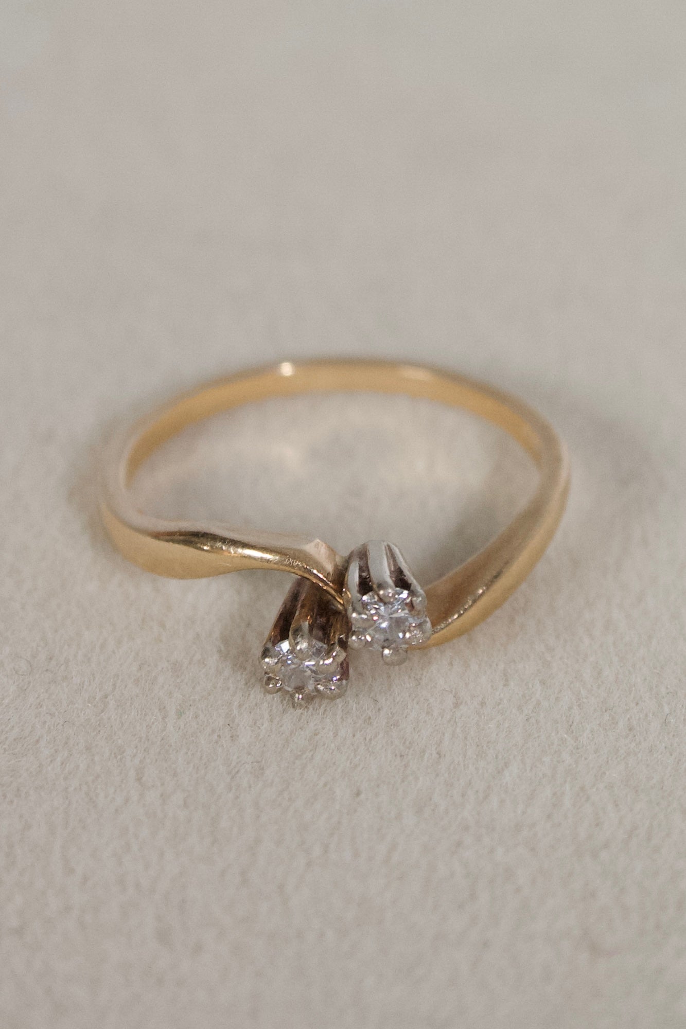 Vintage Toi et Moi Ring in 14k Gold with Diamonds