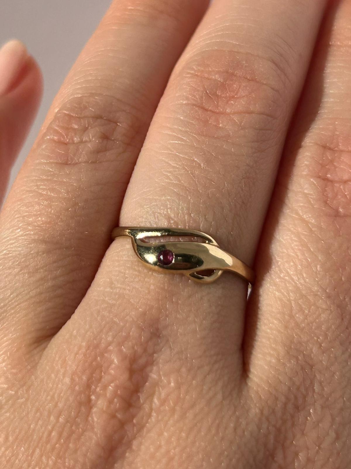 Refined 8K Gold Simulated Pink Spinel Ring